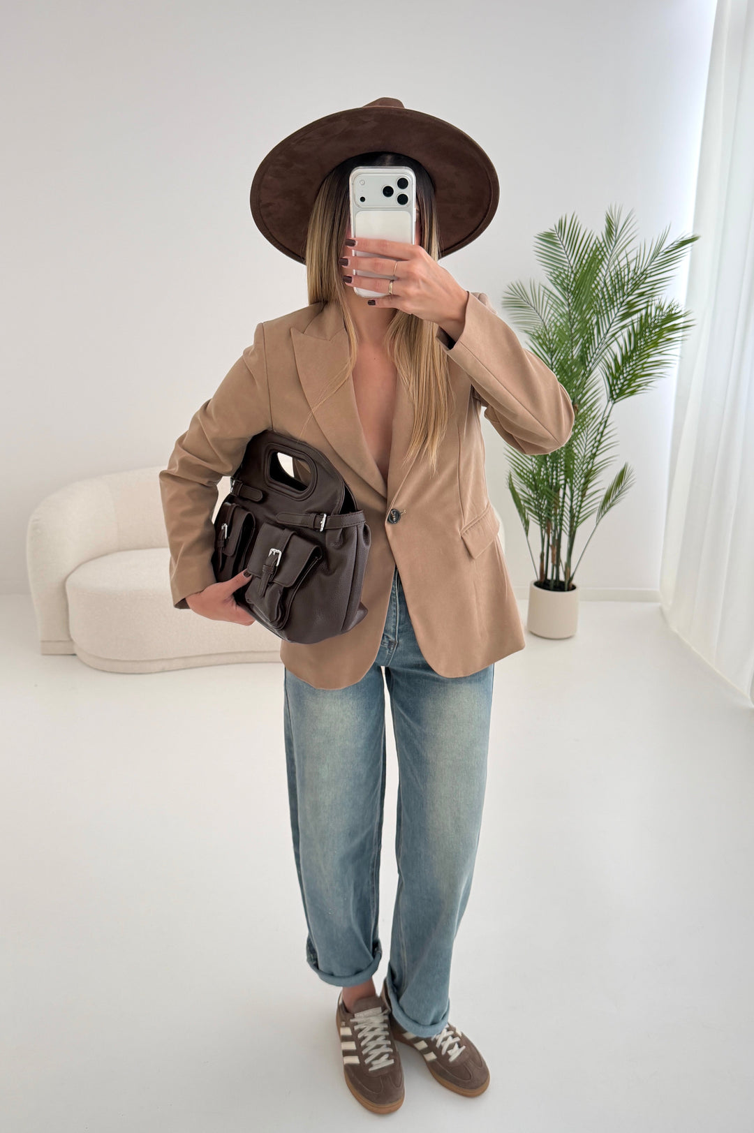 Calvyre-Paris | Alice | Veste camel à bouton