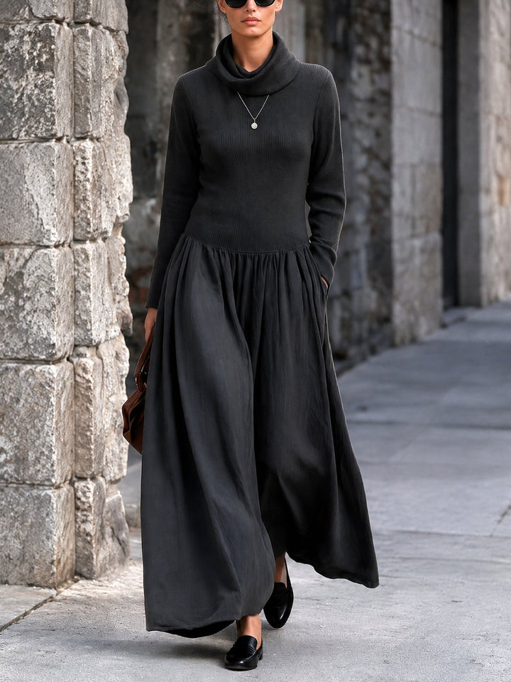 Calvyre-Paris | Pauline | Robe longue noire à col montant côtelé