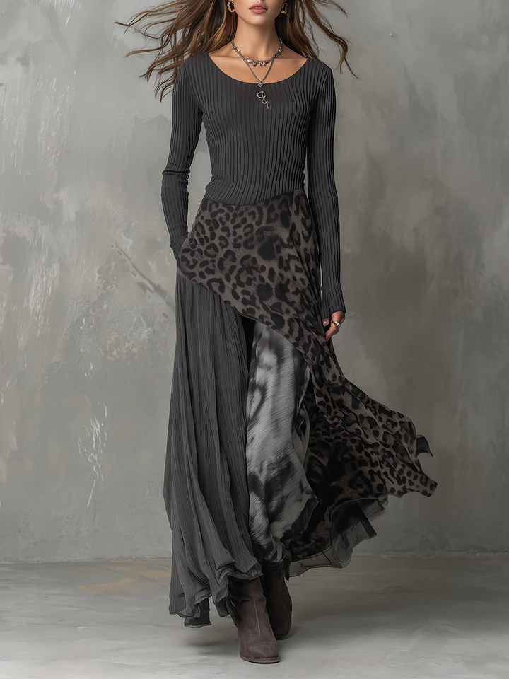 Calvyre-Paris | Laëtitia | Robe longue à rayures grises et imprimé léopard