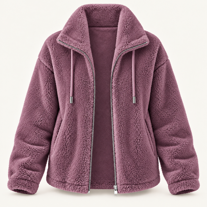 Calvyre-Paris Céliane – Veste teddy à col montant — Mauve, sur fond blanc cassé.