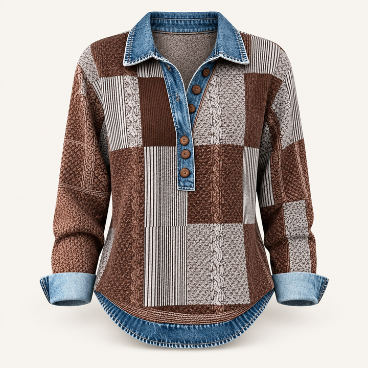 Calvyre-Paris | Pull Patchwork Effet Denim pour Femme Sylvie — Marron Cannelle, sur fond blanc cassé.
