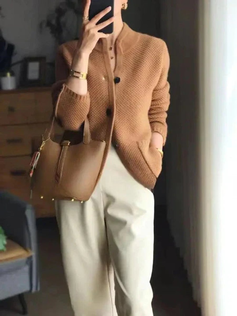 Calvyre-Paris | Madeleine | Cardigan en laine à boutons